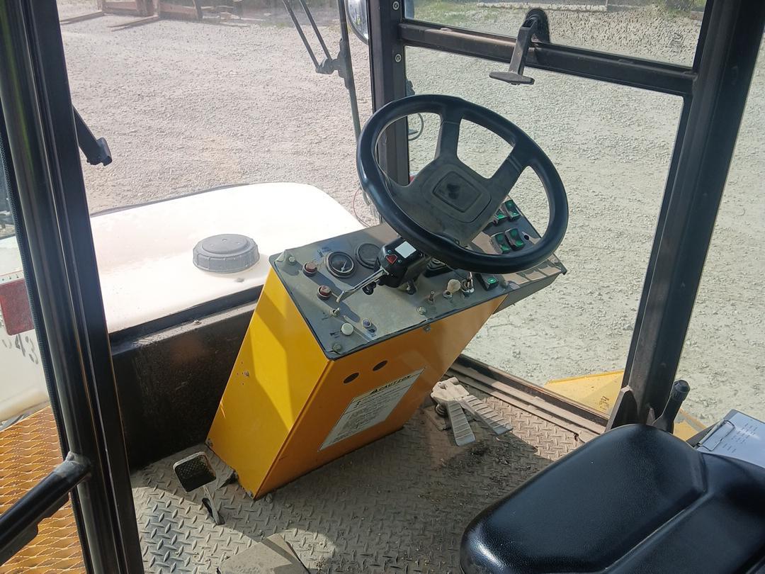 2019 LayMor SweepMaster 450-ST-9