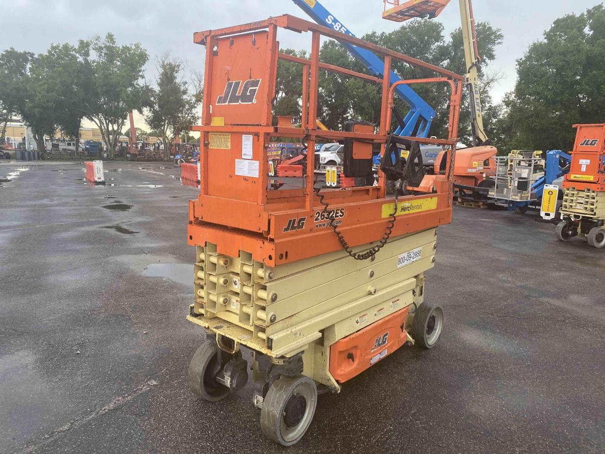 2016 JLG 2632ES-2