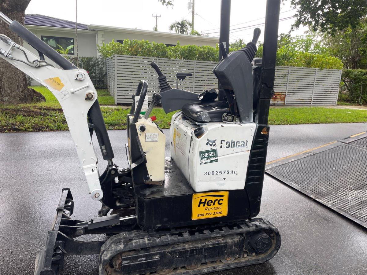 2019 Bobcat E10