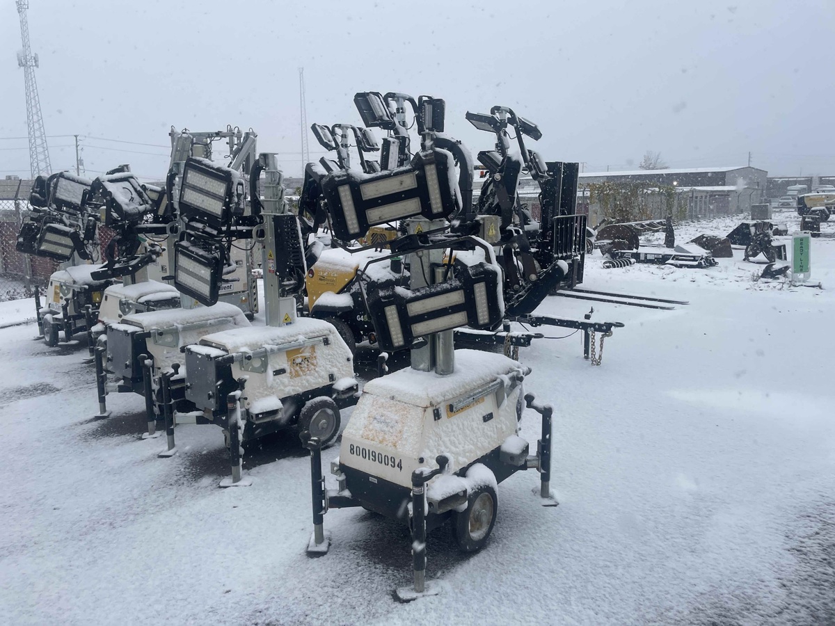 2017 Magnum PLT240-1