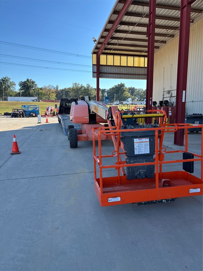 2018 JLG 600S-2