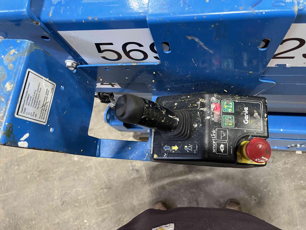 2018 Genie GS-2632