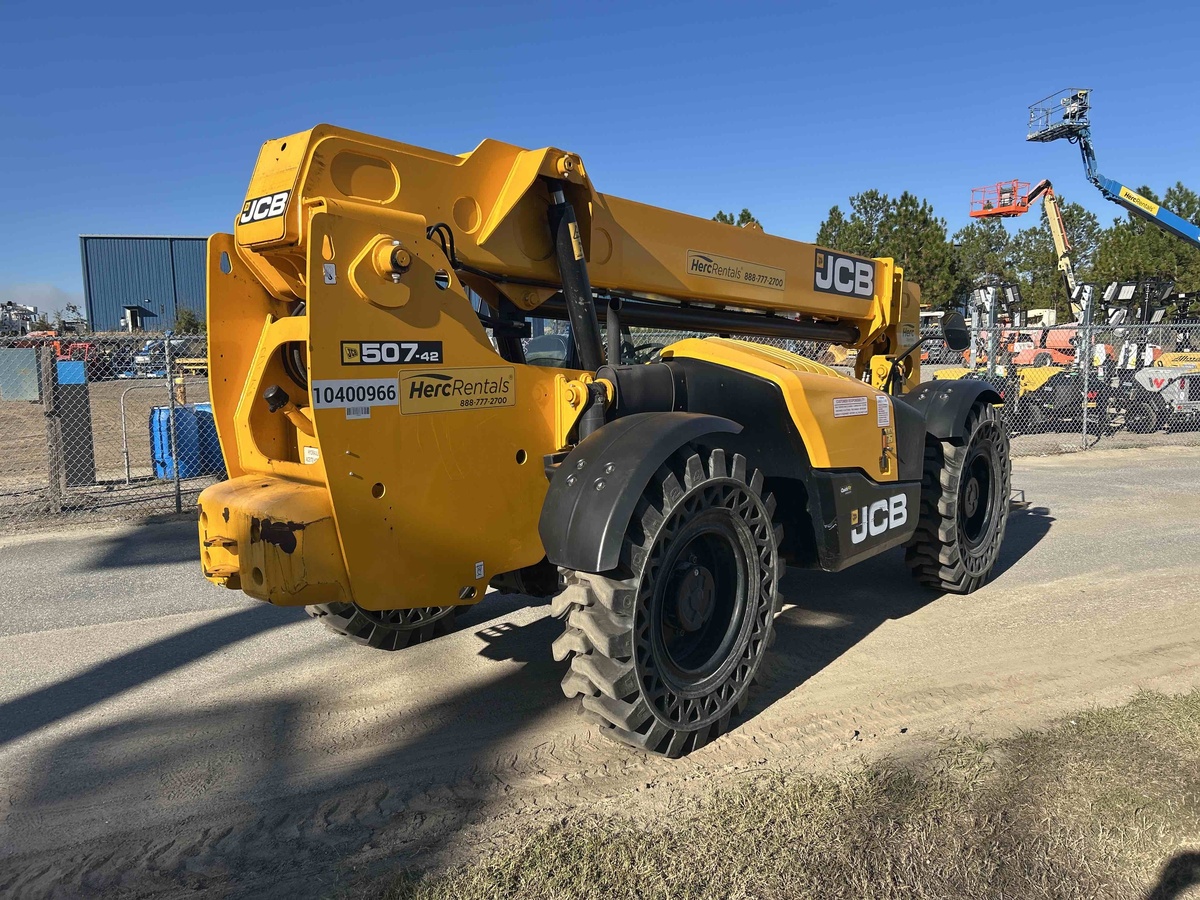 2023 JCB 507-42-4