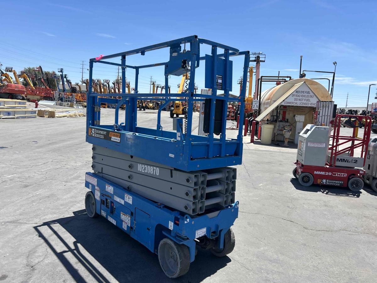 2017 Genie GS-2632