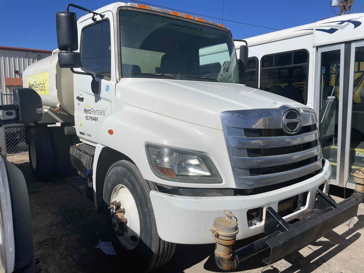 2018 Hino 338