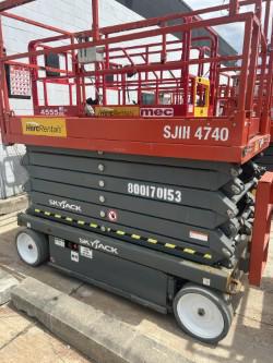2017 Skyjack SJ4740