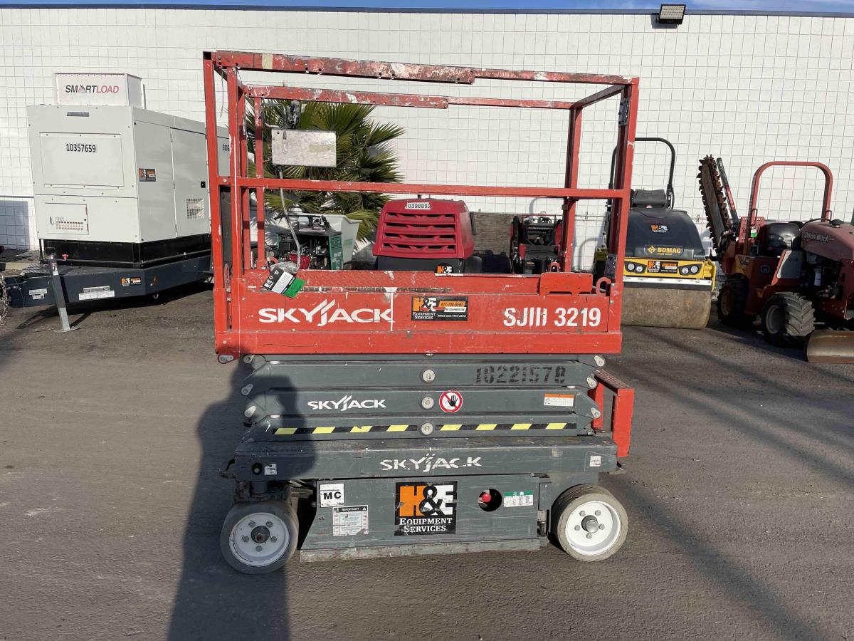 2017 Skyjack SJ3219