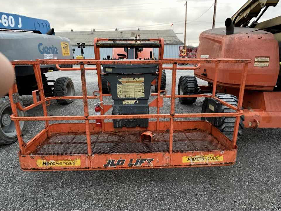 2018 JLG 600AJ-2