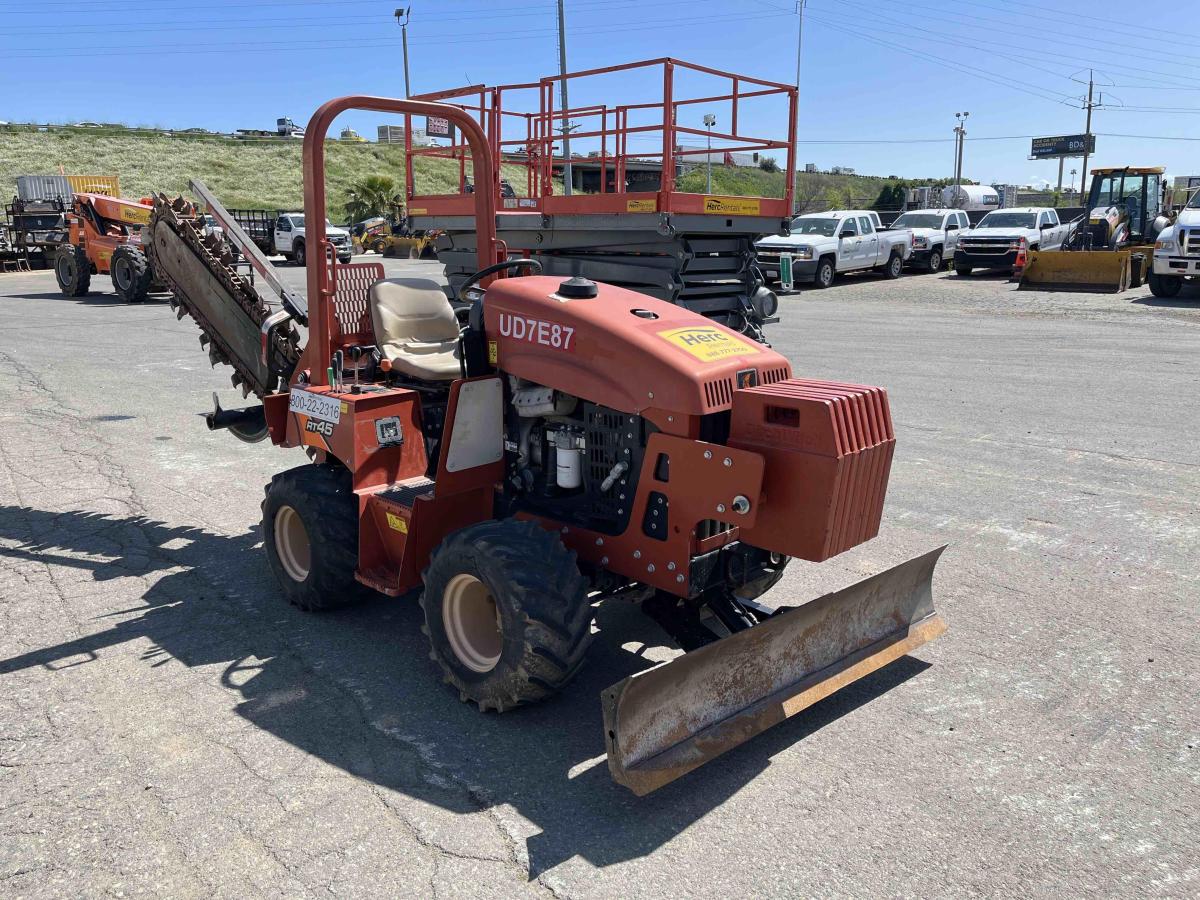 2018 Ditch Witch RT45
