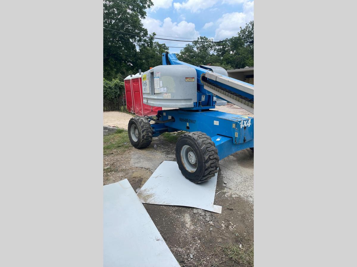 2013 Genie S-40