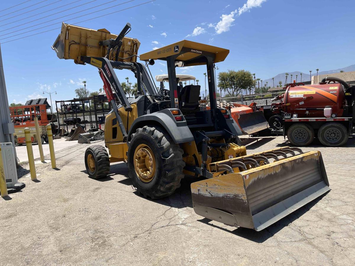 2018 John Deere 210LEP