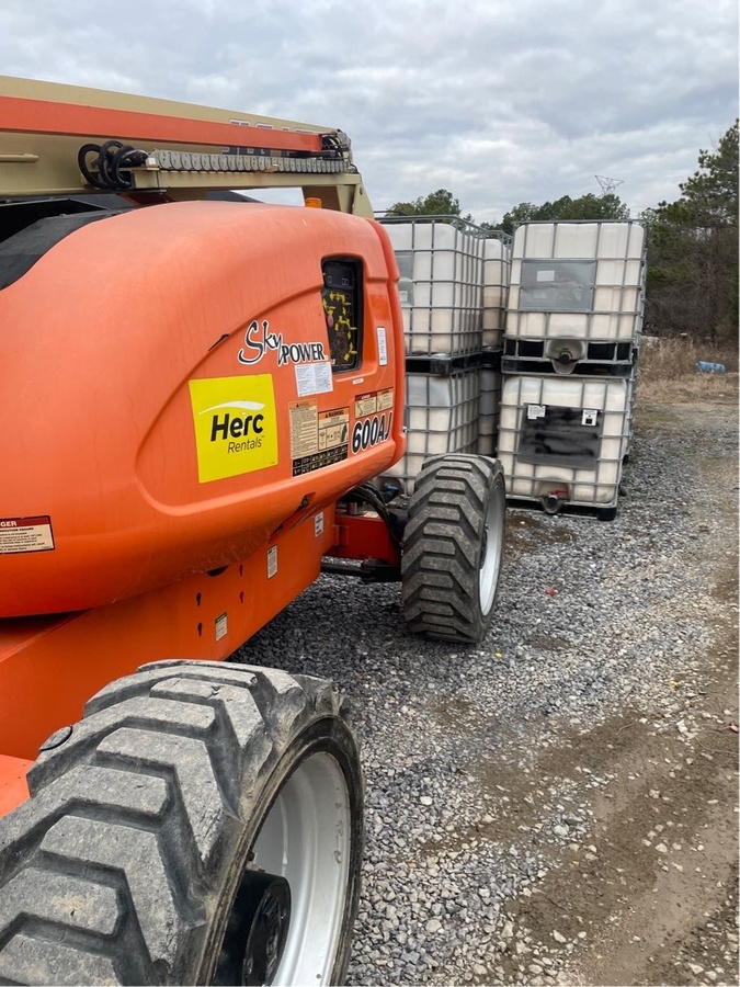 2018 JLG 600AJ-2