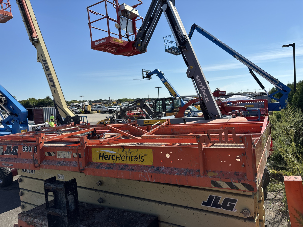 2019 JLG 530LRT-3