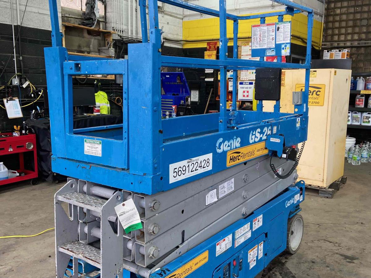 2016 Genie GS-2632-4