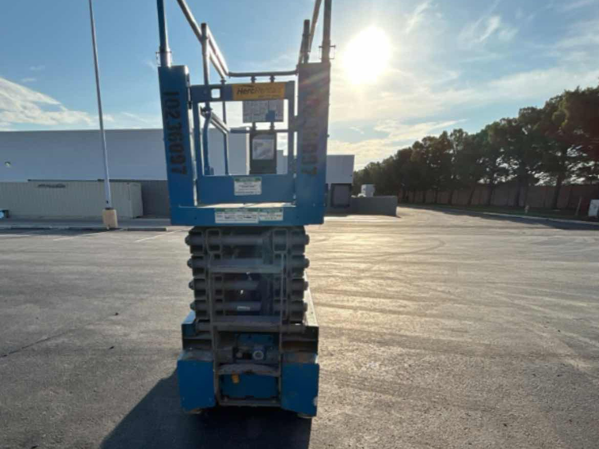 2018 Genie GS-3232-4