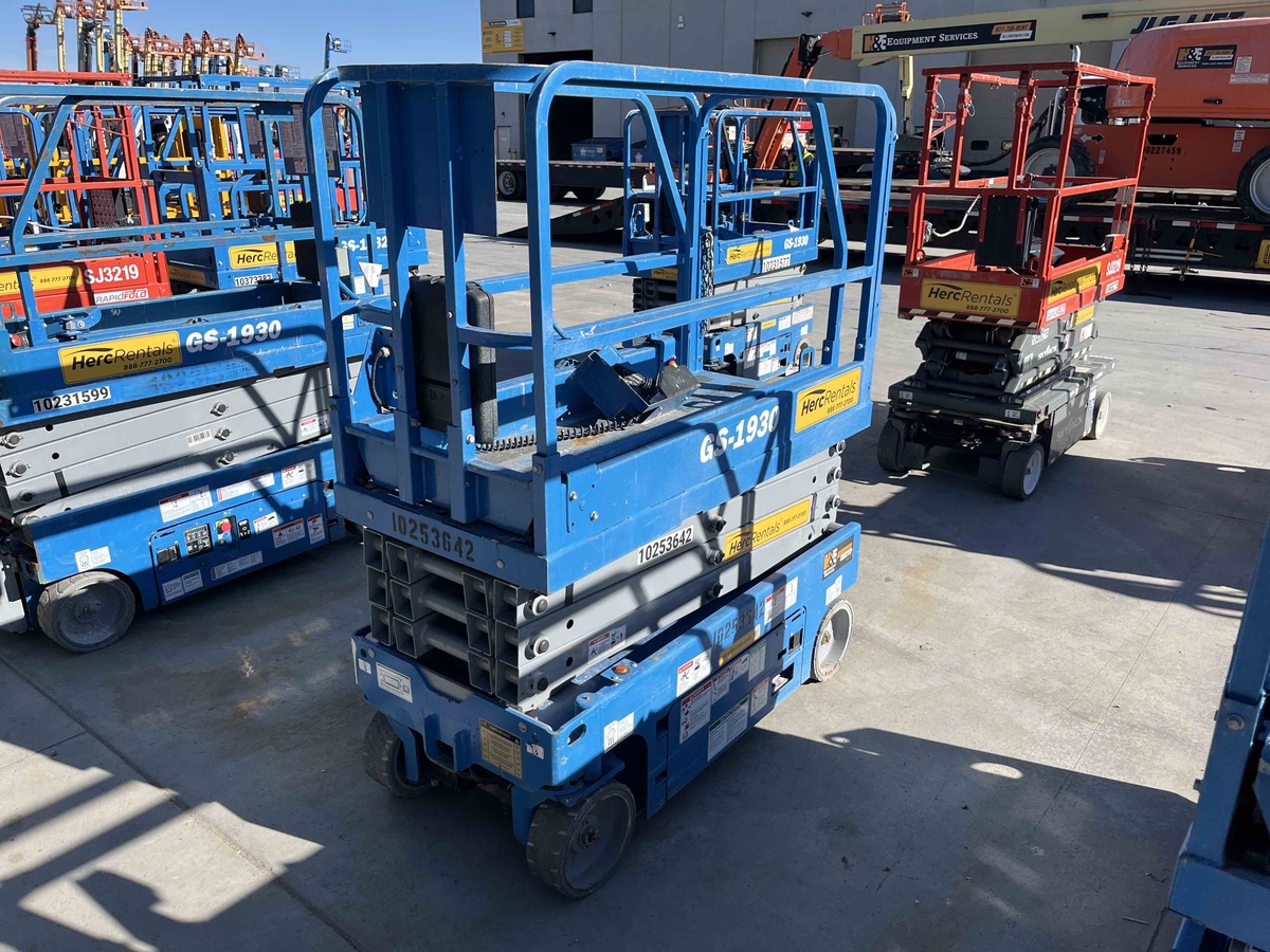 2018 Genie GS-1930-4