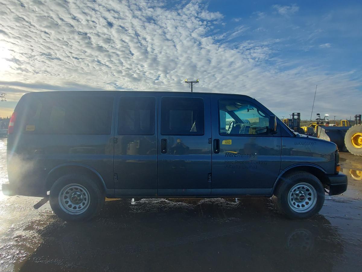 2014 GMC Savana