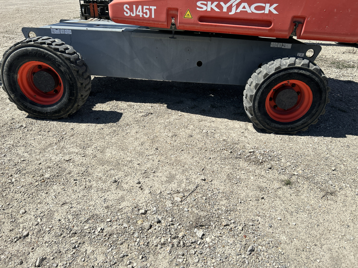 2018 Skyjack SJ45 T-14