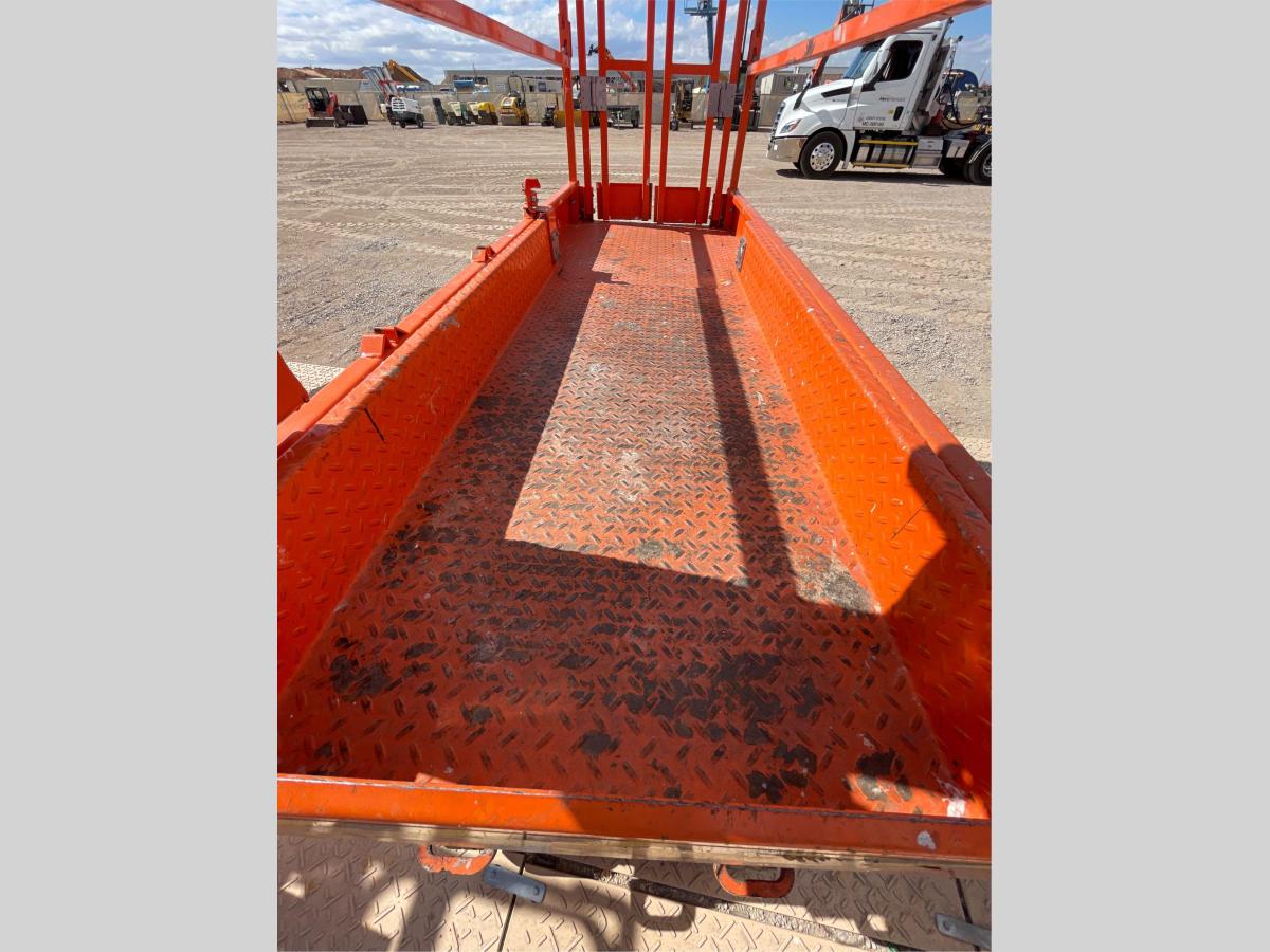2020 Snorkel S3226E