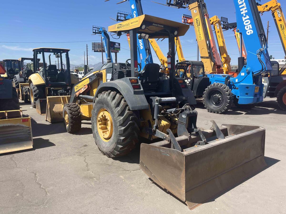 2017 John Deere 210L-5