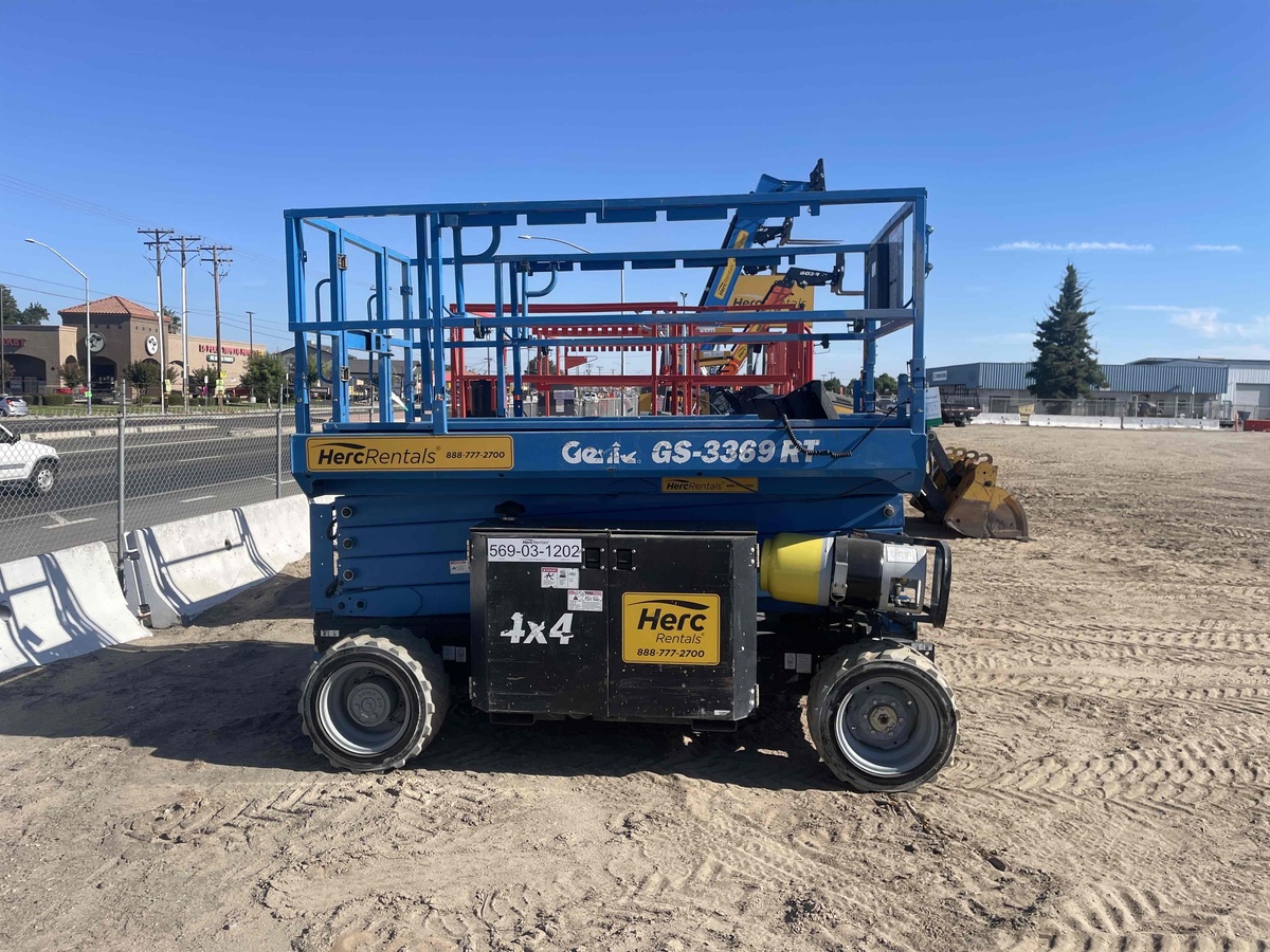 2018 Genie GS-3369 RT