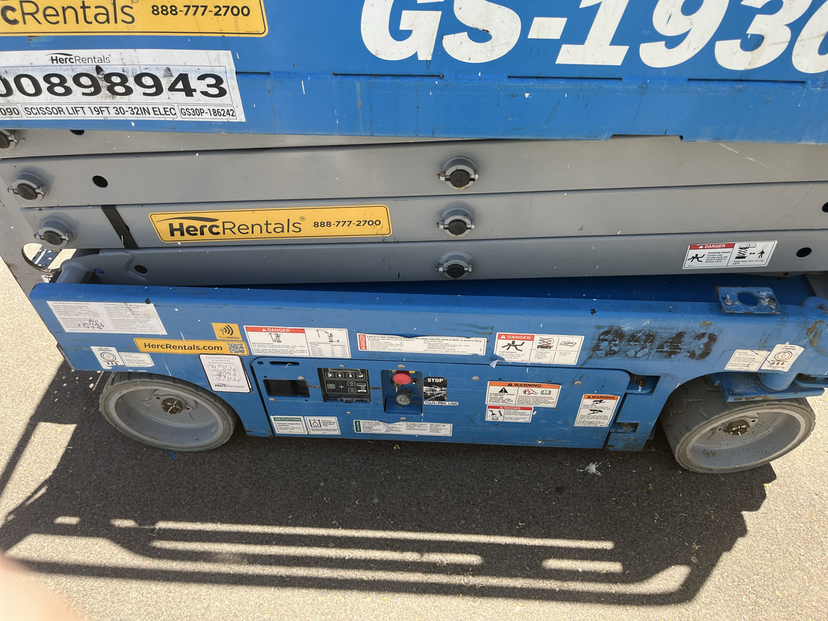2019 Genie GS-1930-6