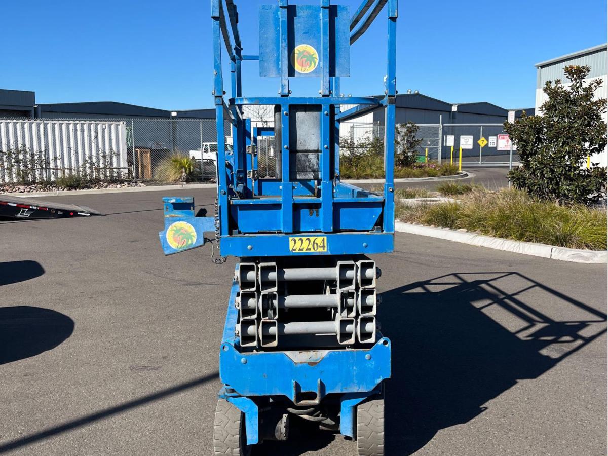 2017 Genie GS-2632