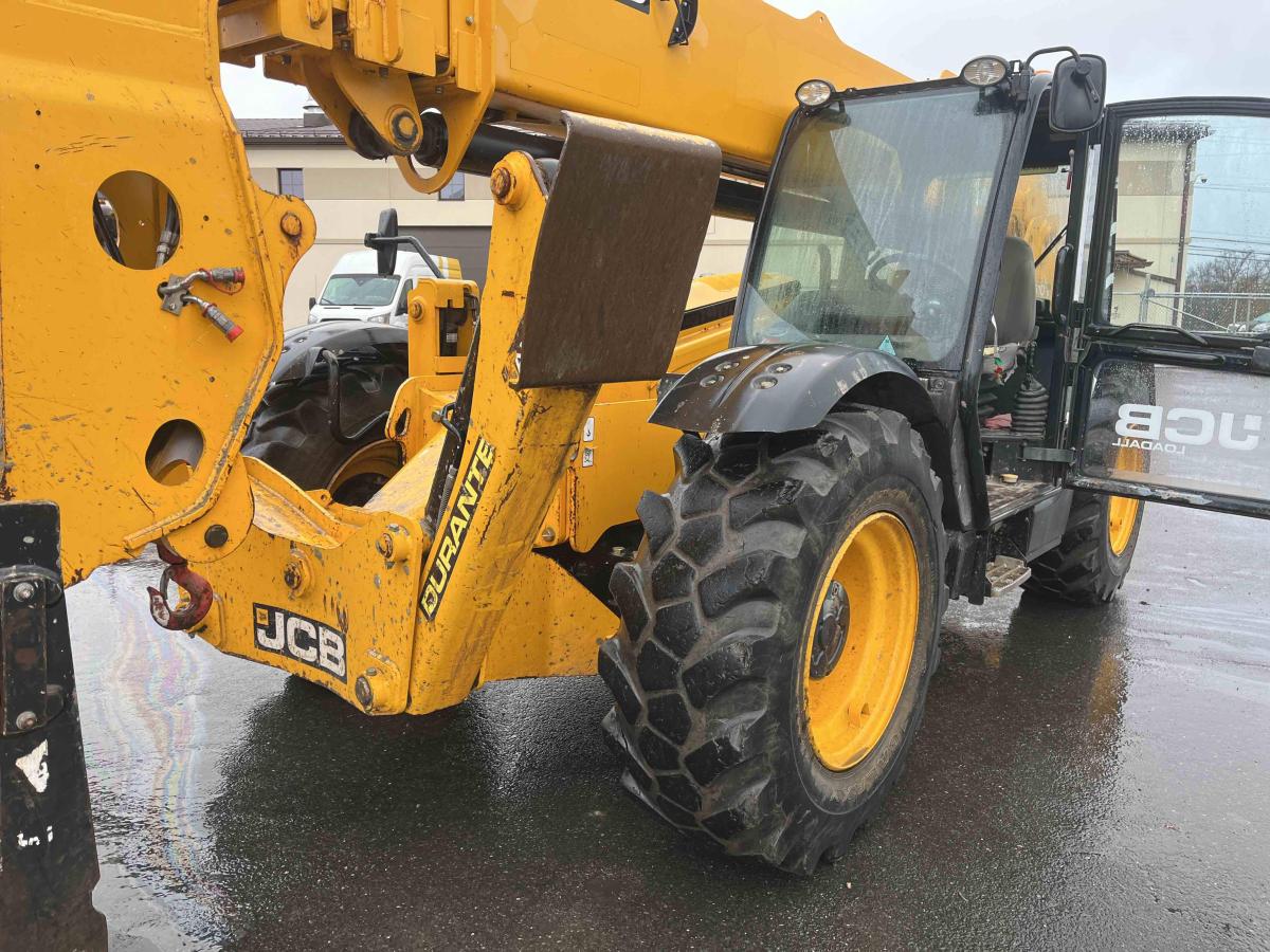 2018 JCB 510-56