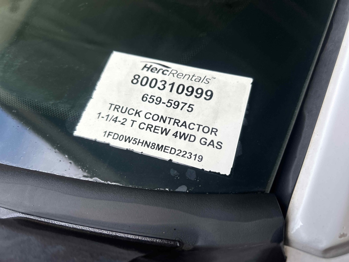 2021 Ford F550-11