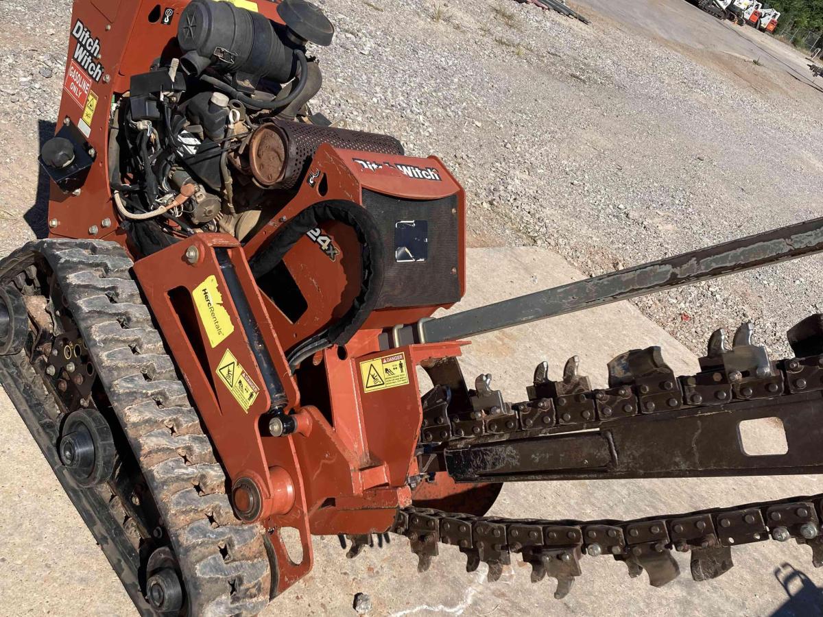 2018 Ditch Witch C24X