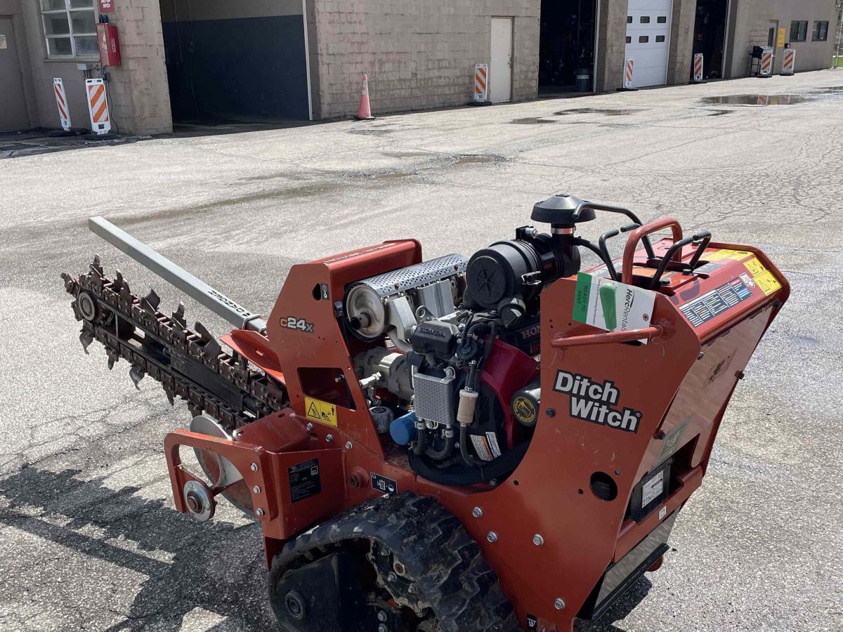 2021 Ditch Witch C24X