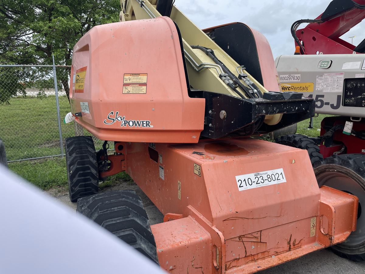 2018 JLG 660SJ-3