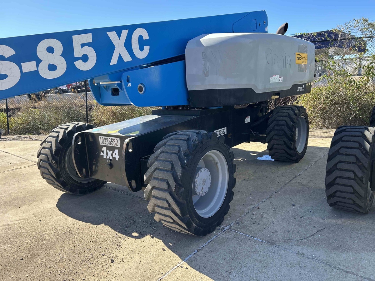 2018 Genie S-85-6