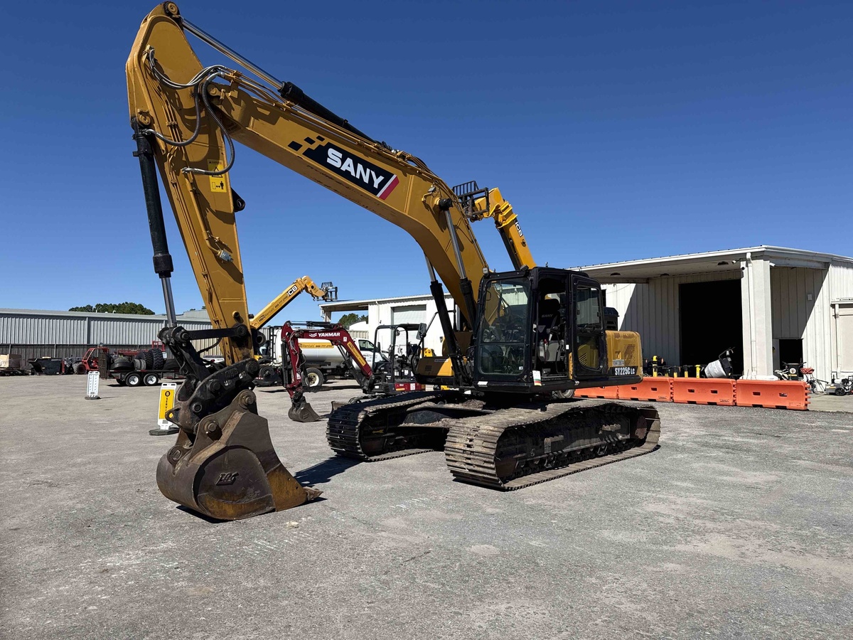 2023 Sany SY225C-1