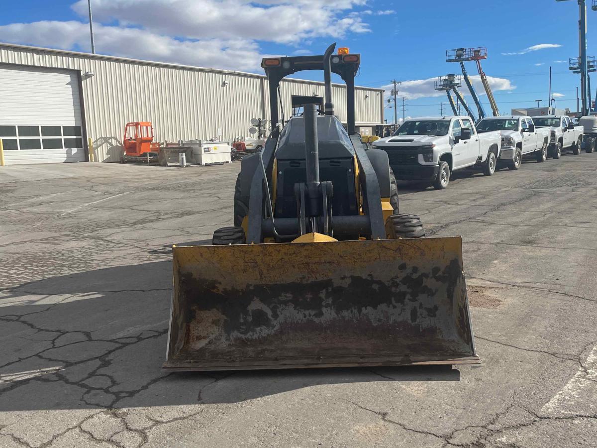 2015 John Deere 210LEP