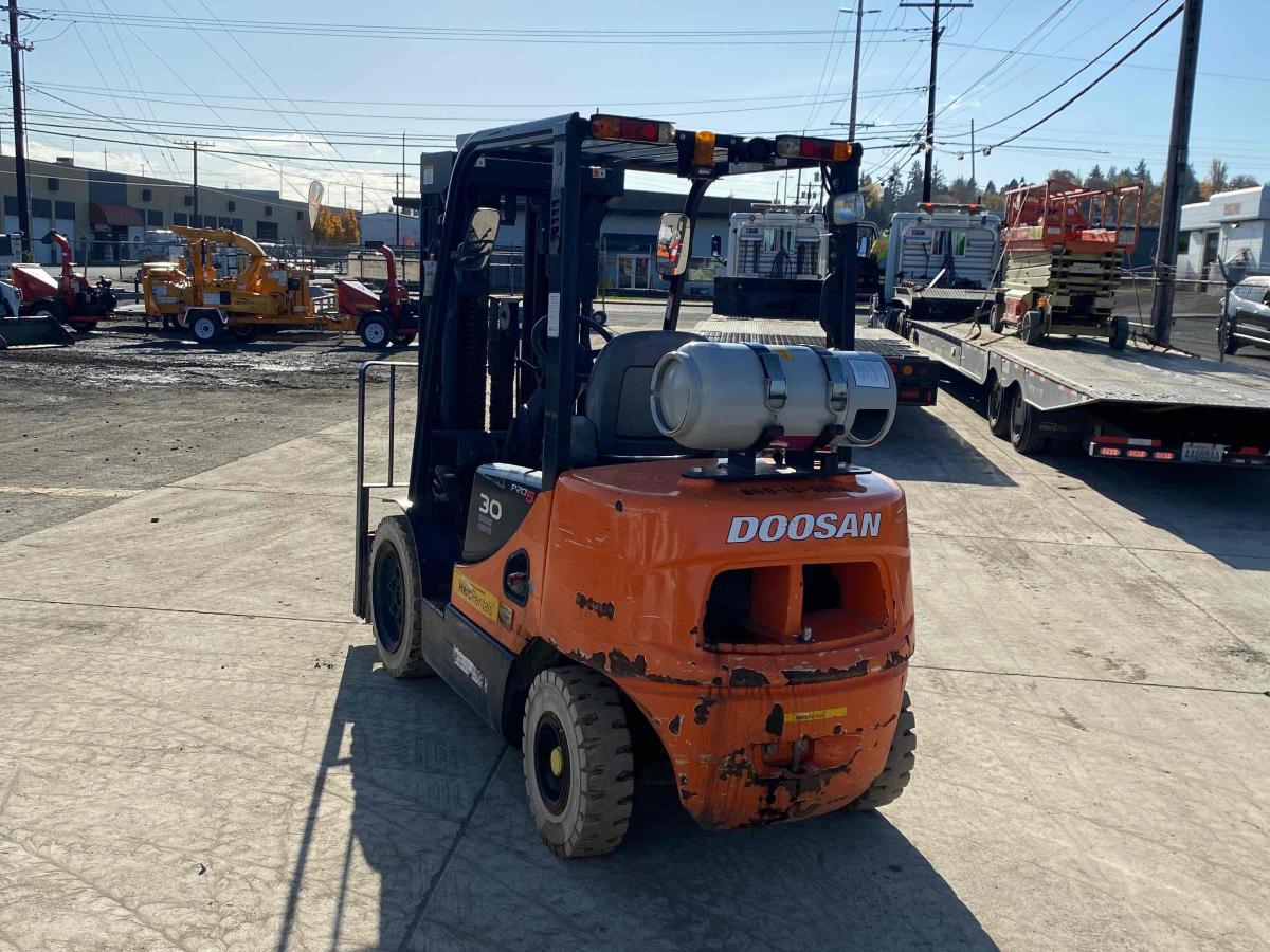 2017 Doosan G30E-5