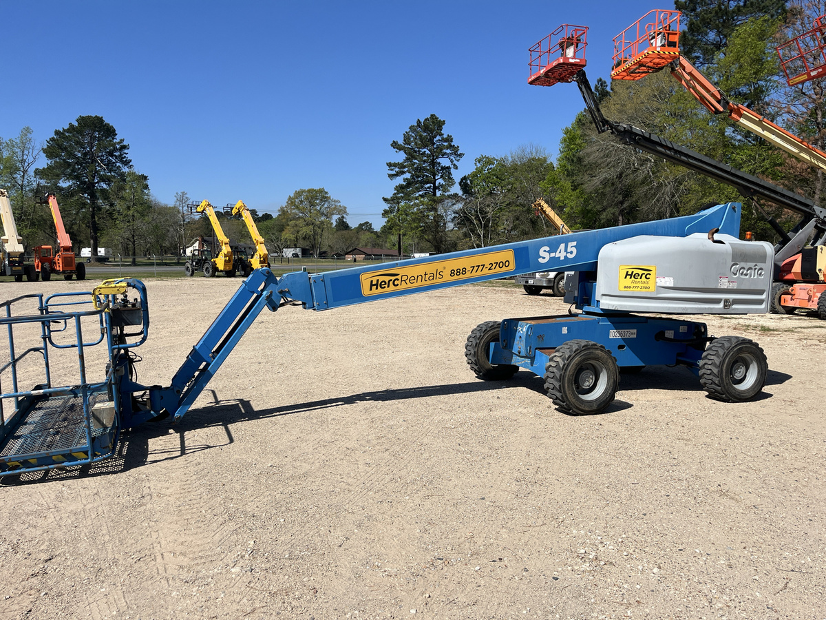 2018 Genie S-45-5