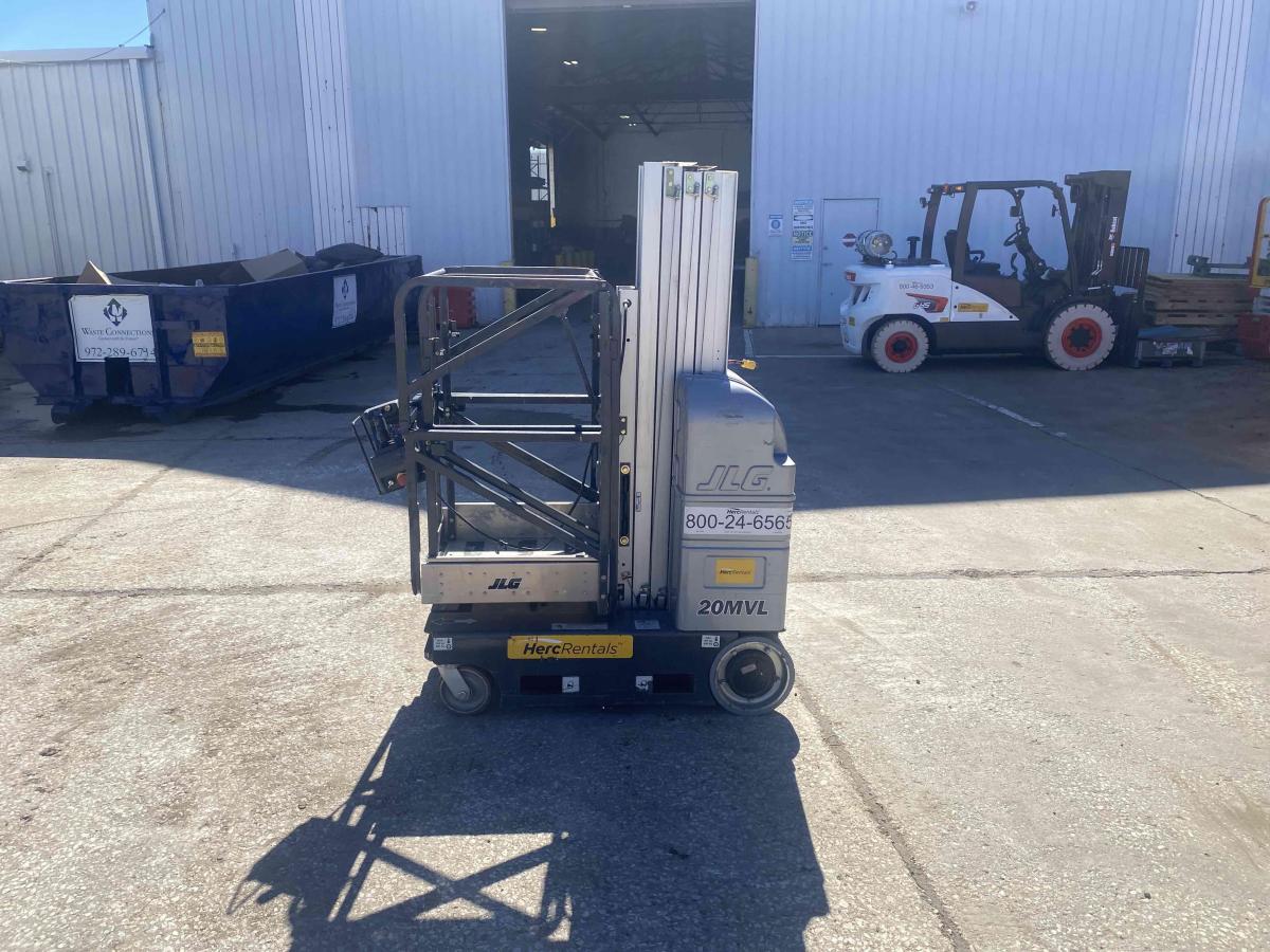 2019 JLG 20MVL
