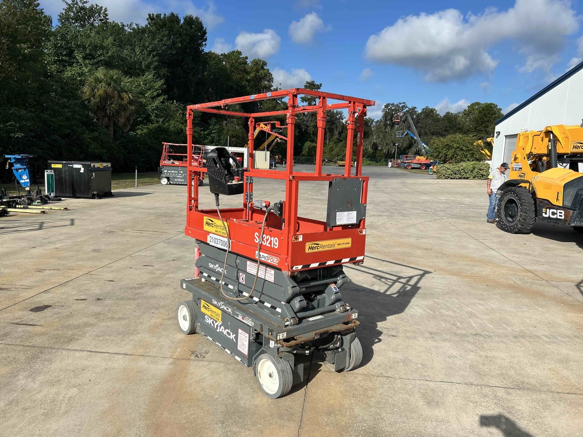 2022 Skyjack SJ3219-4