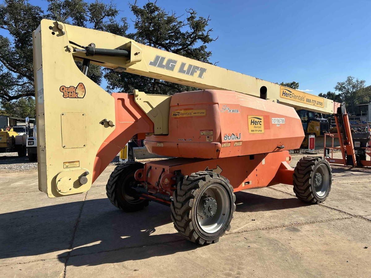 2016 JLG 800AJ-3