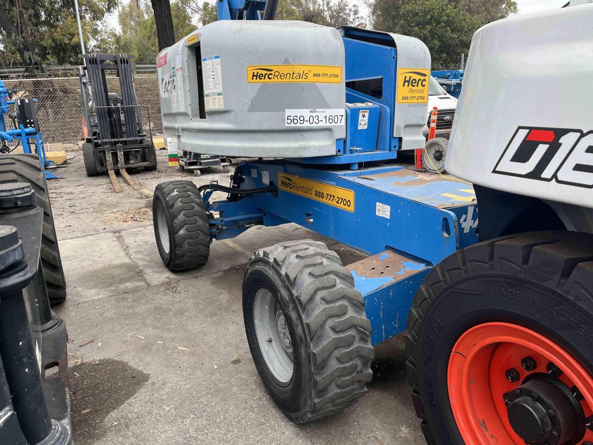 2016 Genie S-40