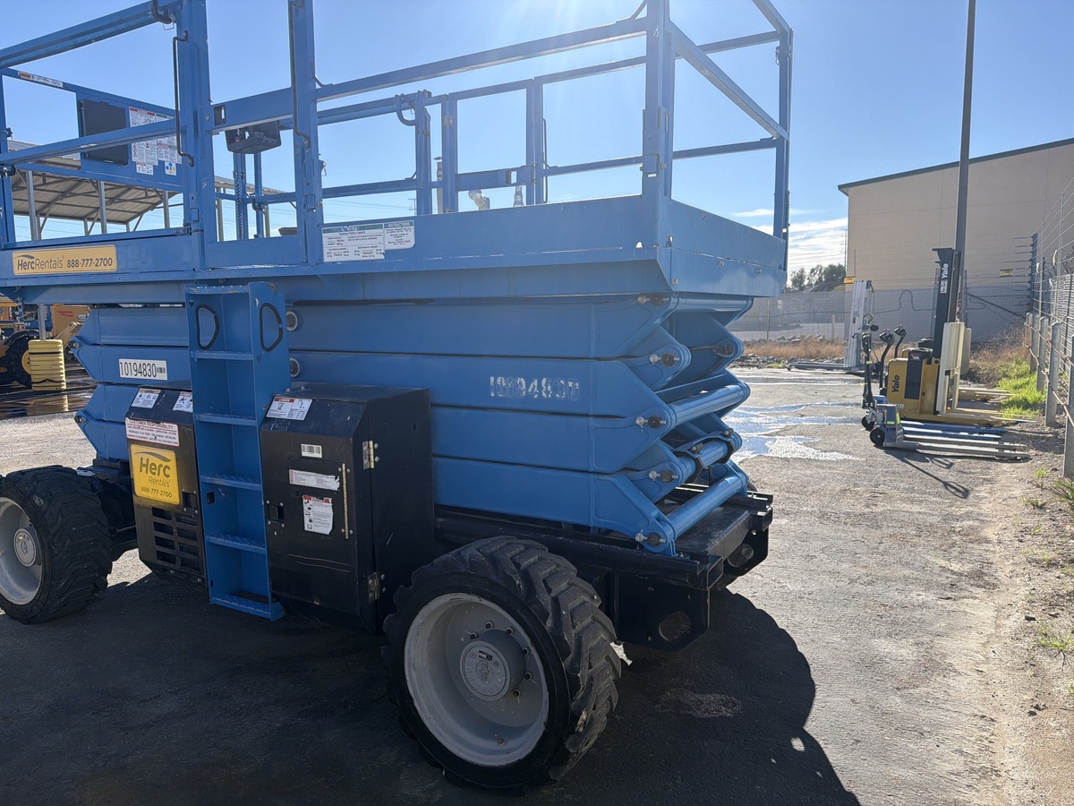 2016 Genie GS-4390 RT