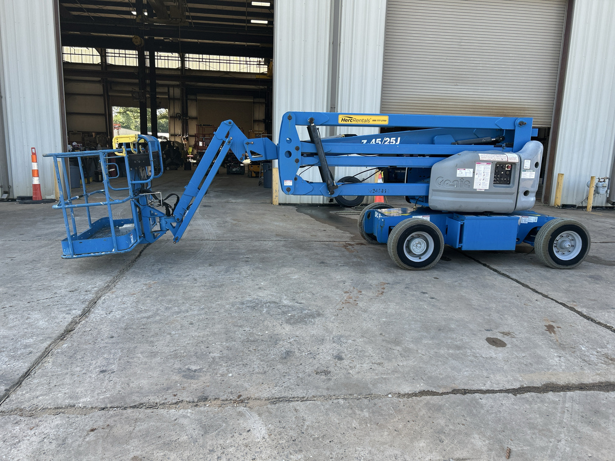 2018 Genie Z-45/25-4