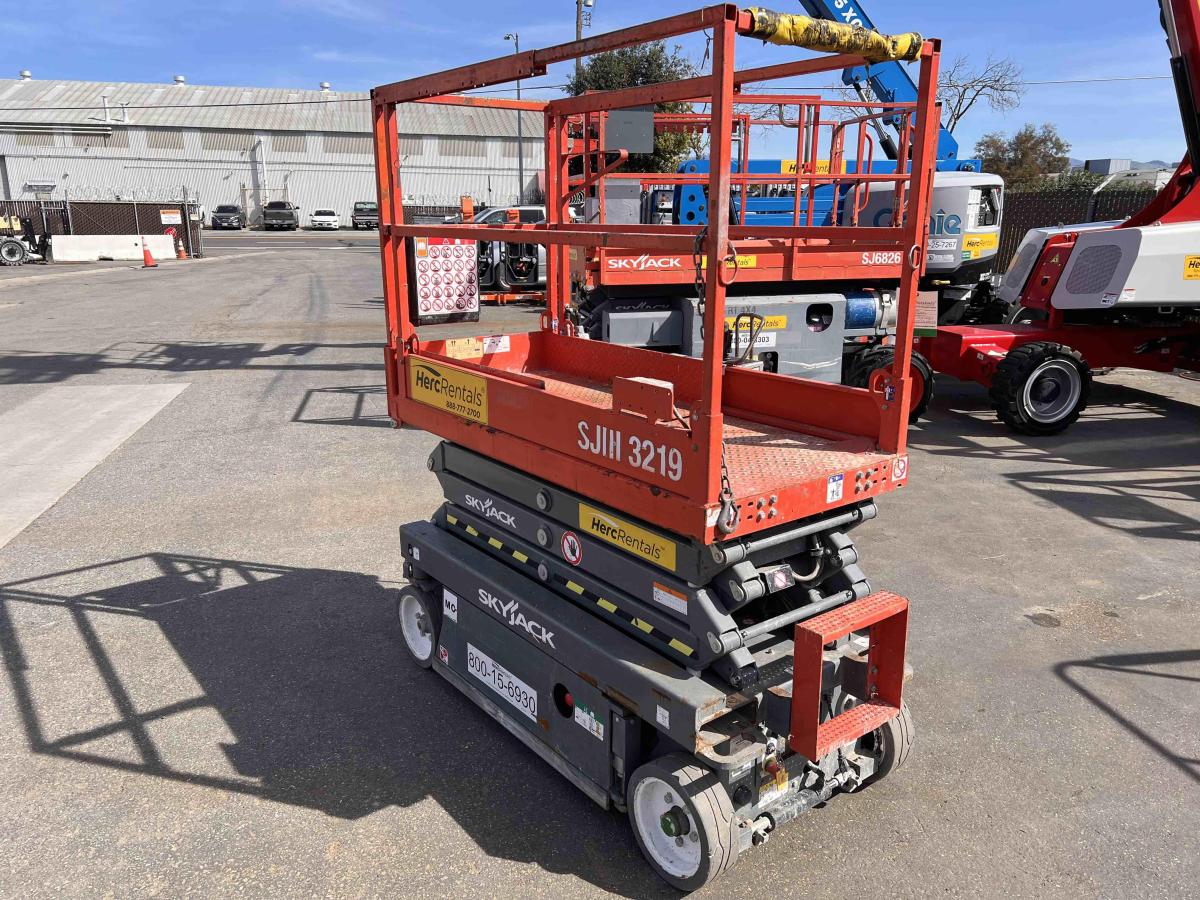 2017 Skyjack SJ3219
