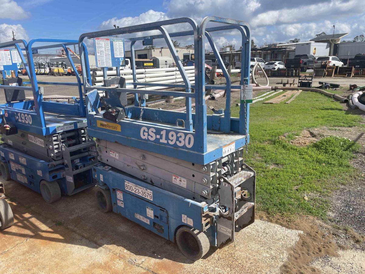 2018 Genie GS-1930