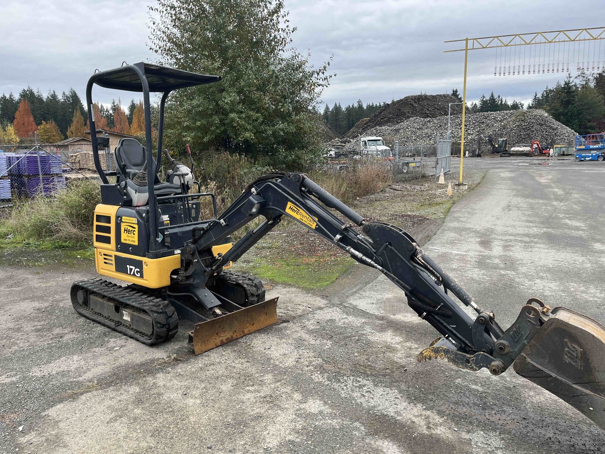 2020 John Deere 17G-2