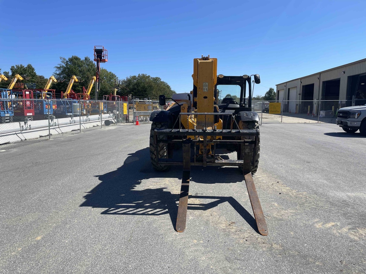 2021 JCB 507-42-8