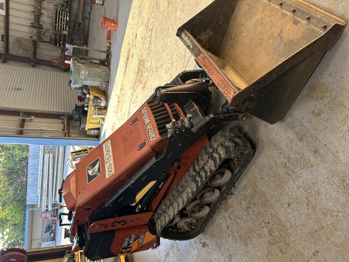 2017 Ditch Witch SK800-3