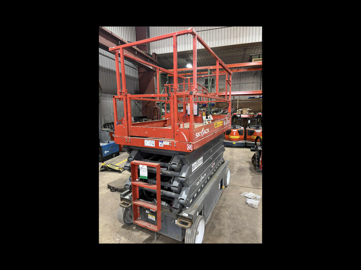 2018 Skyjack SJ4740-4