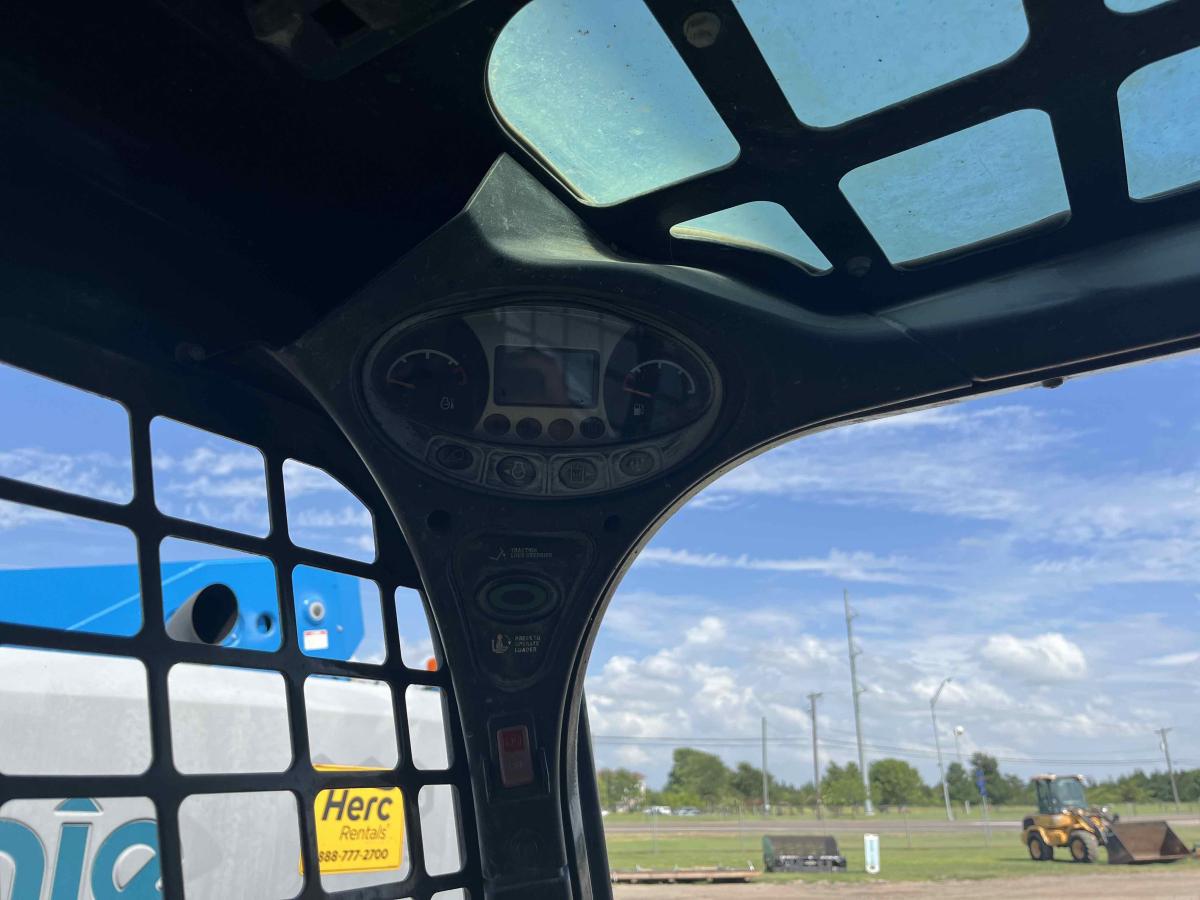 2018 Bobcat T740-6